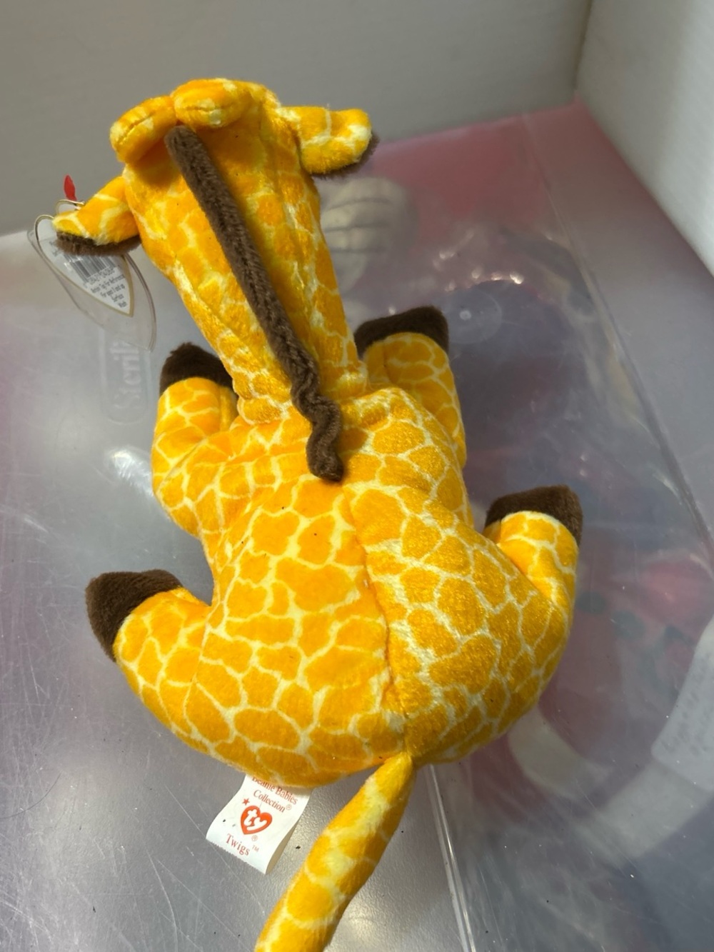 Ty Yellow Giraffe Plush with Brown Hooves - Picture 3 of 6